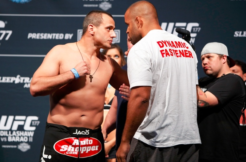 UFC 177: Σοκ με Barao, ευκαιρία τίτλου για Soto! (photos+videos)