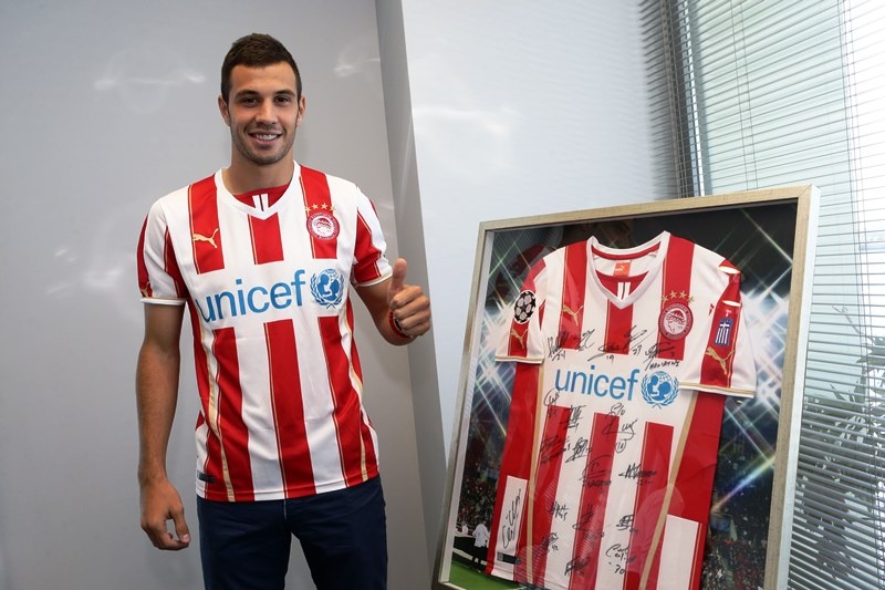 Μιλιβόγιεβιτς: «Θα δώσω το 100% στον Ολυμπιακό» (photos)