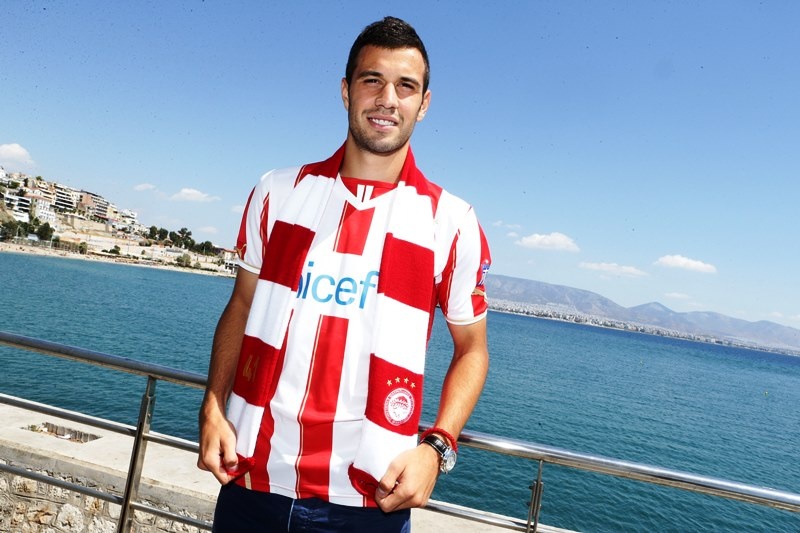 Μιλιβόγιεβιτς: «Θα δώσω το 100% στον Ολυμπιακό» (photos)