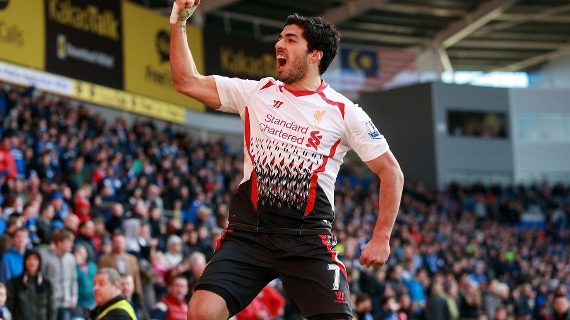 Η «κόκκινη» καριέρα του Σουάρεζ (video+photos)