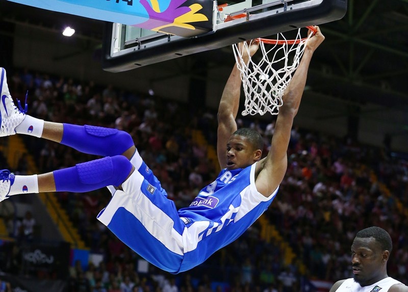 Mundobasket 2014: Και καλάθι και φάουλ ο Αντετοκούνμπο (videos+photos)