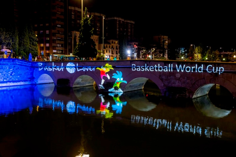 Mundobasket 2014: Μπάσκετ με λέιζερ (photos)