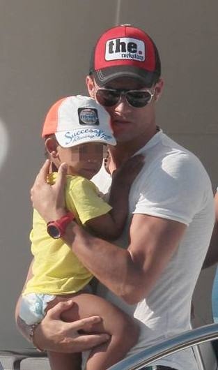 Ρεάλ Μαδρίτης: Baby Sitter ο Ρονάλντο! (photos)