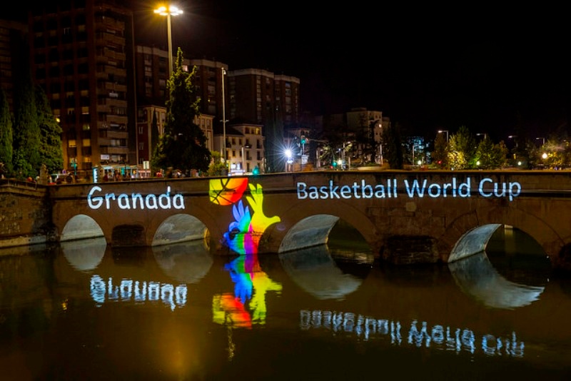 Mundobasket 2014: Μπάσκετ με λέιζερ (photos)