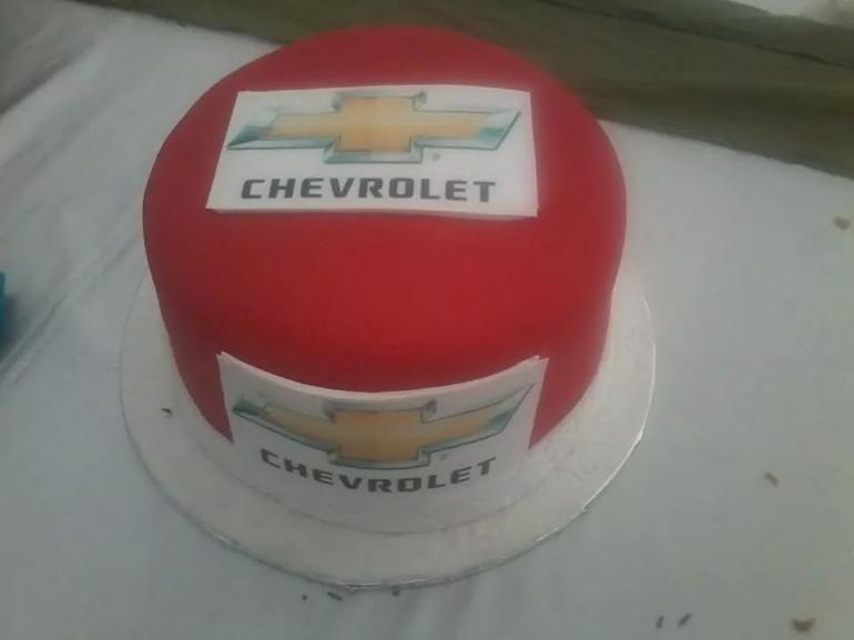 Μάντσεστερ Γιουνάιτεντ: Οπαδός παντρεύτηκε με φανέλα! (photos)