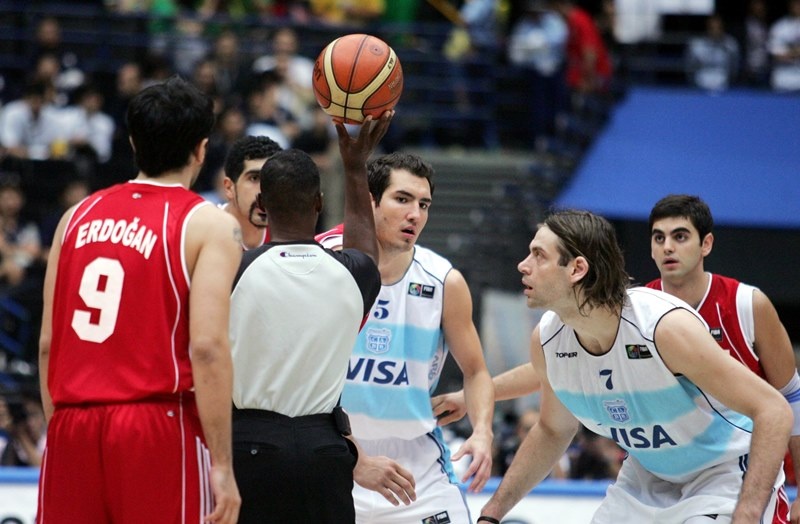 Ομπέρτο στο Onsports: «Ολοκληρωμένη η Ελλάδα, ανεβαίνει η Αργεντινή» (photos+videos)
