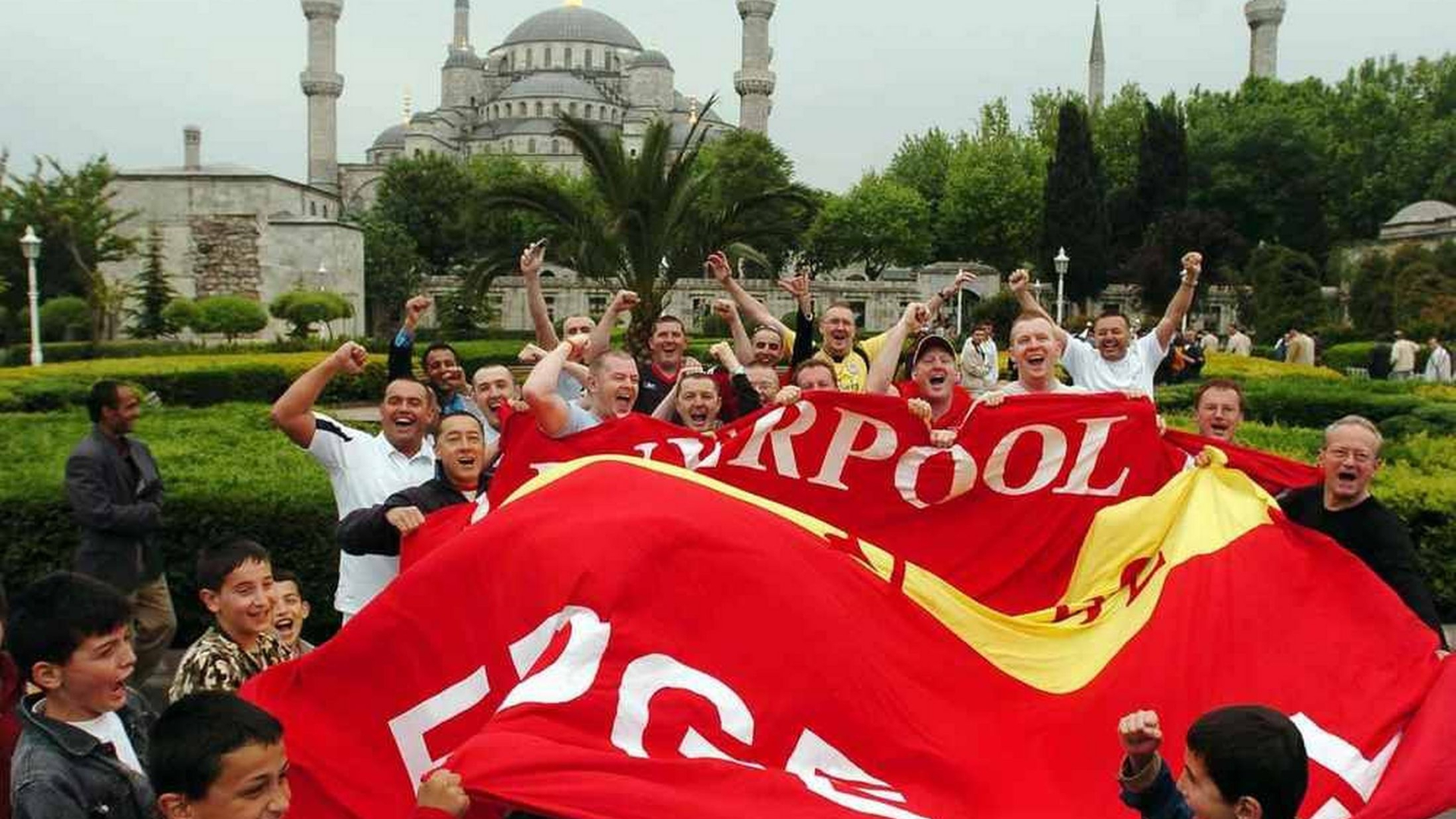 Ο Φάουλερ, η Λίβερπουλ και η κινηματογραφική «Βραδιά στην Πόλη» (video+photos)