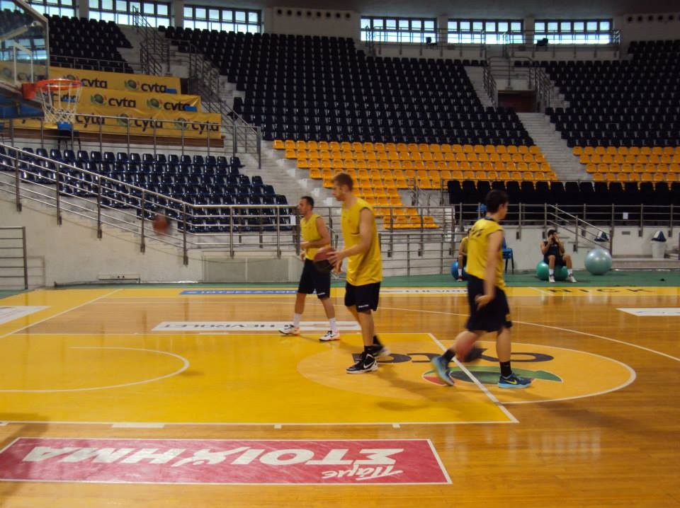 Άρης: Έρχεται και ο Βεζένκοφ (photos)