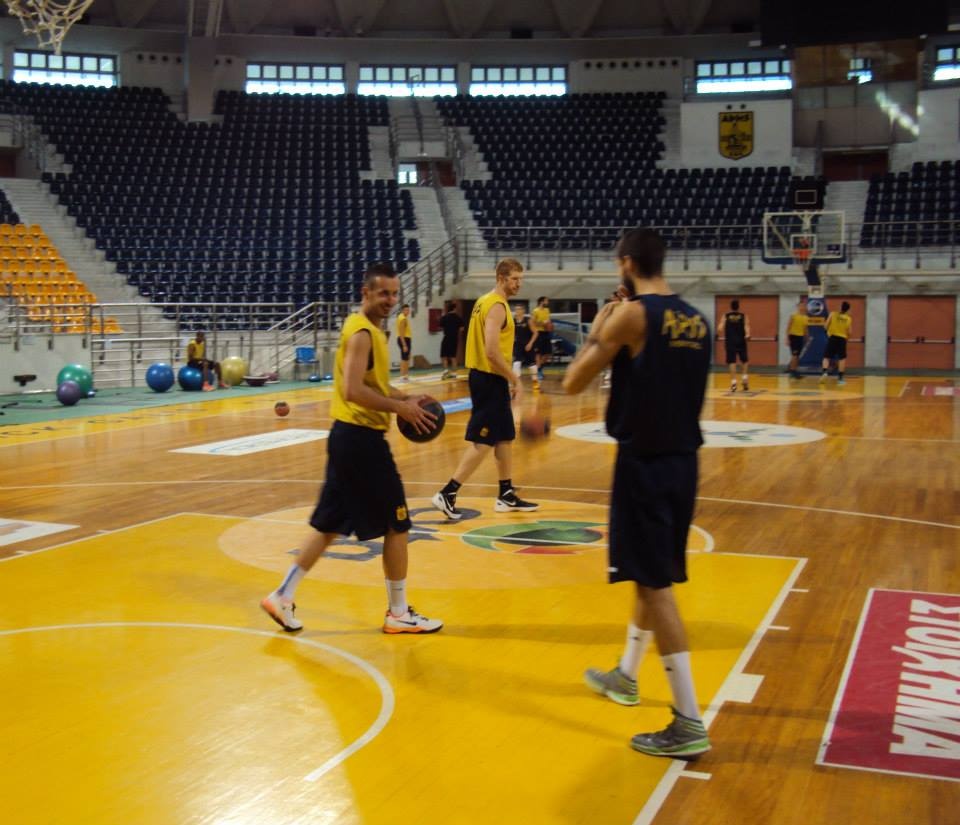 Άρης: Έρχεται και ο Βεζένκοφ (photos)