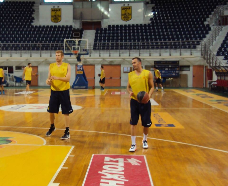 Άρης: Έρχεται και ο Βεζένκοφ (photos)