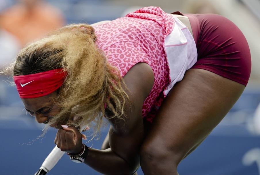 US Open: «Τρέλανε» κόσμο με το φούξια λεοπάρ φόρεμα η Σερένα (photos)