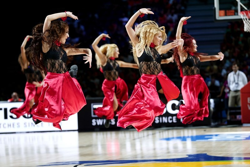 Mundobasket 2014: «Ξεσήκωσαν» οι τσιρλίντερς (photos)