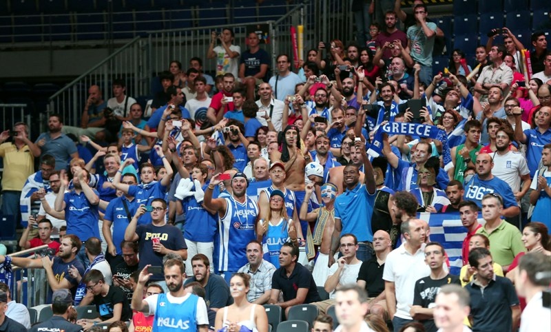 Μουντομπάσκετ 2014: Η γαλανόλευκη κερκίδα (photos)
