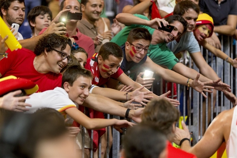 Μουντομπάσκετ: Πιο εκκεντρικοί οπαδοί οι Αμερικανοί (photos)