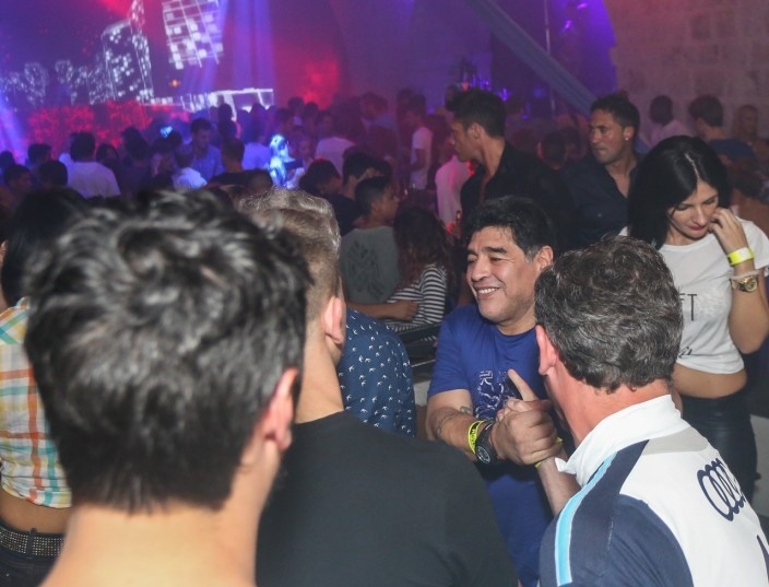 Επεισόδιο με Μαραντόνα στο Ντουμπρόβνικ (photos+video)