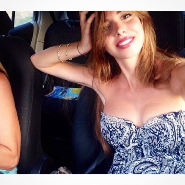 Μίλαν: «Κολάζει» η πιο σέξι οπαδός της (photos)