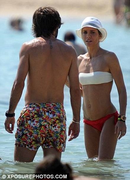 Αντρέα Πίρλο: «Πιάστηκε» να φιλιέται με άλλον η πρώην του! (photos)