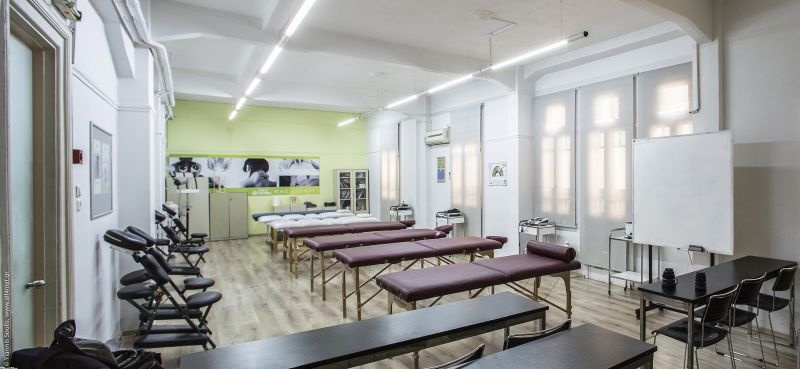 Σπούδασε επαγγέλματα Υγείας στα Ι.ΙΕΚ ΞΥΝΗ-ΜΟΝΟΔΡΟΜΟΣ για την Επιτυχία σου!