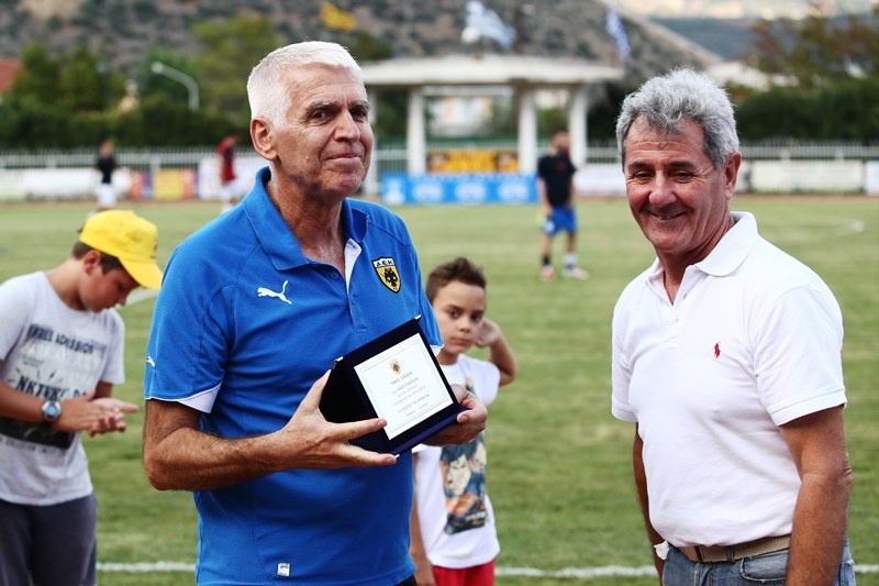 Φωκικός – ΑΕΚ: Βραβεύτηκαν Μπάγεβιτς και Πανταζής (photos)