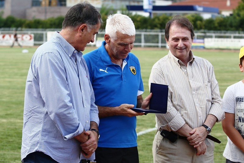 Φωκικός – ΑΕΚ: Βραβεύτηκαν Μπάγεβιτς και Πανταζής (photos)