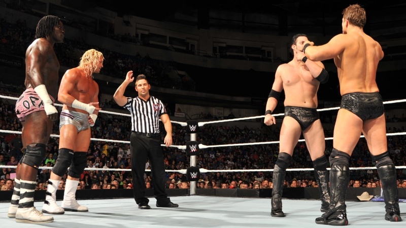 SmackDown: Συμμαχίες ενόψει Night of Champions (photos+videos)