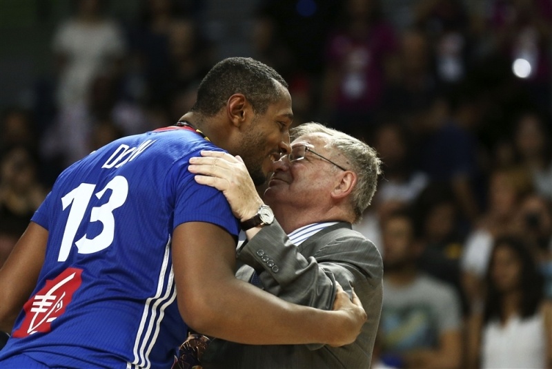 Mundobasket 2014: Καυτά φιλιά, χάλκινα μετάλλια (photos)