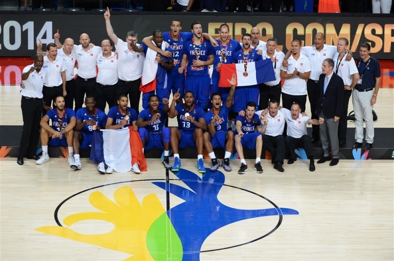 Mundobasket 2014: Καυτά φιλιά, χάλκινα μετάλλια (photos)