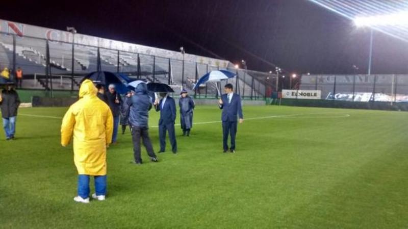 Αργεντινή: Έπεσε βροχή σε Μπόκα, Ρίβερ (videos+photos)
