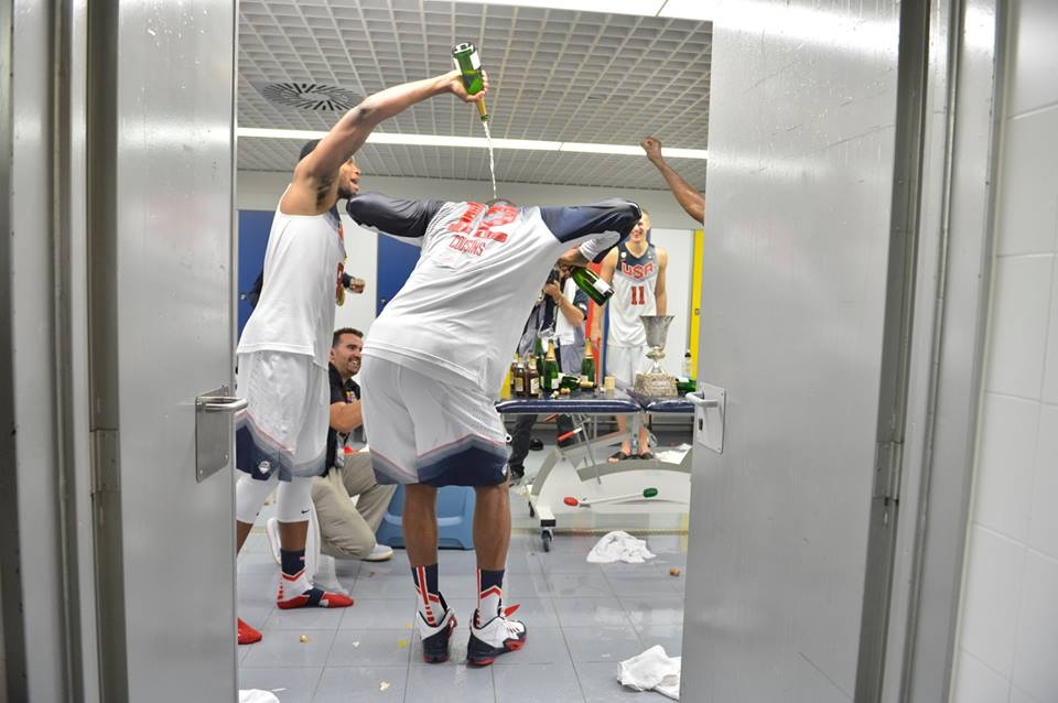 Μουντομπάσκετ 2014: Σαμπάνιες στα αποδυτήρια των ΗΠΑ (photos)