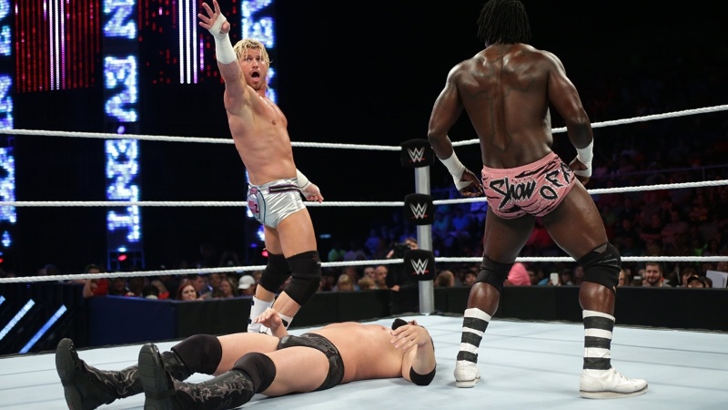 Main Event: Αγγαρεία για Seth Rollins (photos+videos)