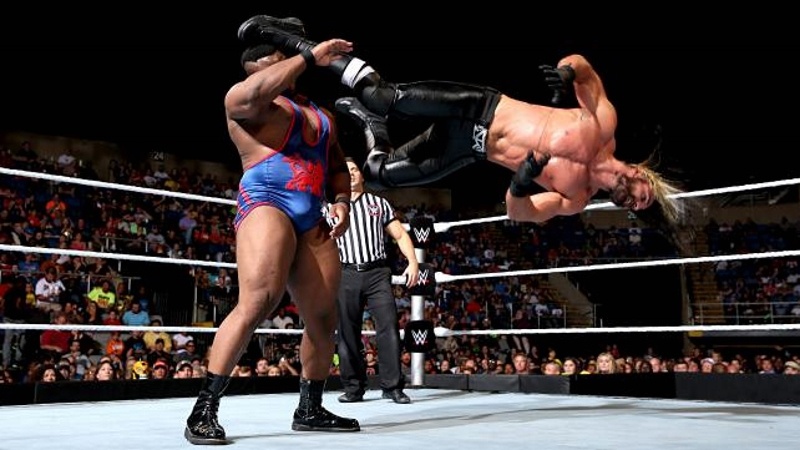 Main Event: Αγγαρεία για Seth Rollins (photos+videos)