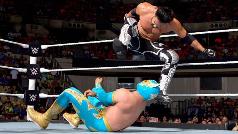 Superstars: Αθόρυβη τριλογία με Sin Cara (photos+videos)