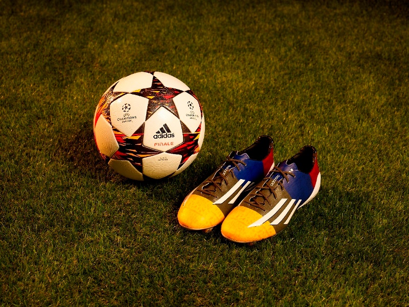 H adidas παρουσιάζει το νέο adizero f50 Messi (photos)