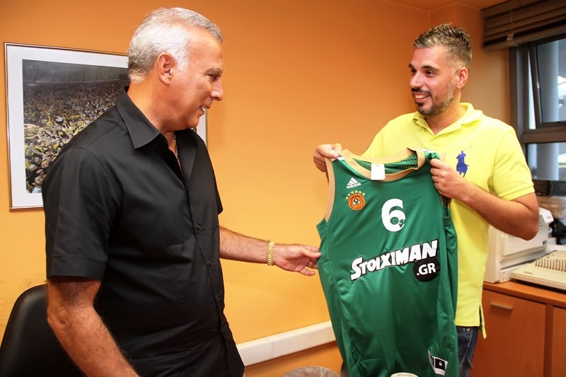 Γκάλης: «Ένας άντρας παίρνει την απόφαση» (photos)