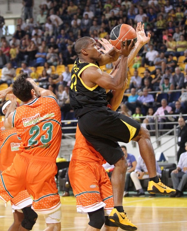 «Nick Galis Cup»: Άρης - Μπάνβιτ 66-48 (photos)