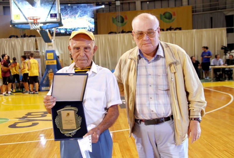 «Nick Galis Cup»: Τιμήθηκε η ιστορία του Άρη (photos)