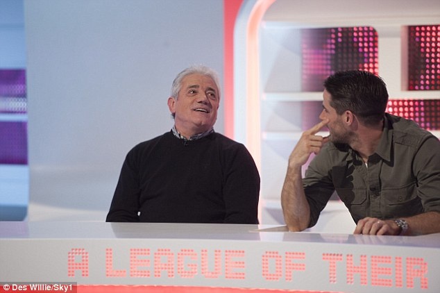 Ακροβάτης και τραγουδιστής ο Κίγκαν (videos+photos)