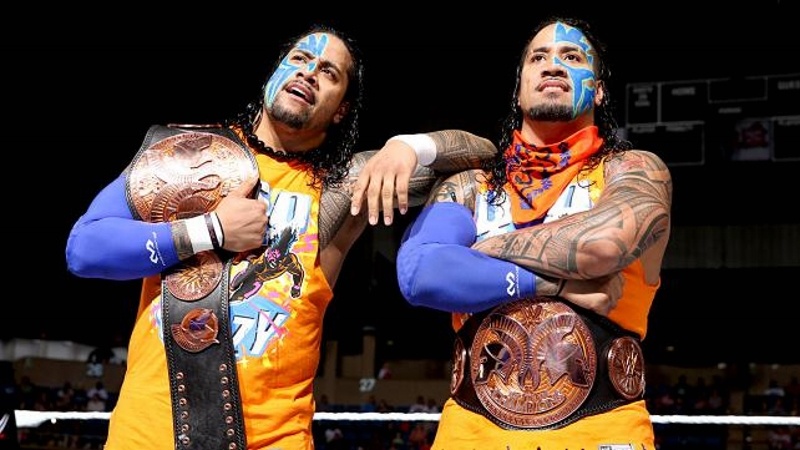 SmackDown: Reigns με Rollins και στη μέση ο… Rusev (photos+videos)