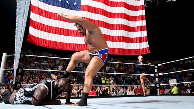 SmackDown: Reigns με Rollins και στη μέση ο… Rusev (photos+videos)