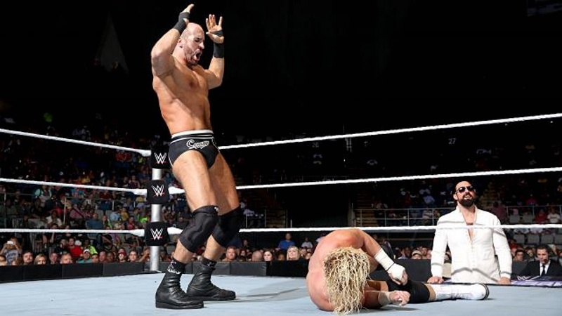 SmackDown: Reigns με Rollins και στη μέση ο… Rusev (photos+videos)