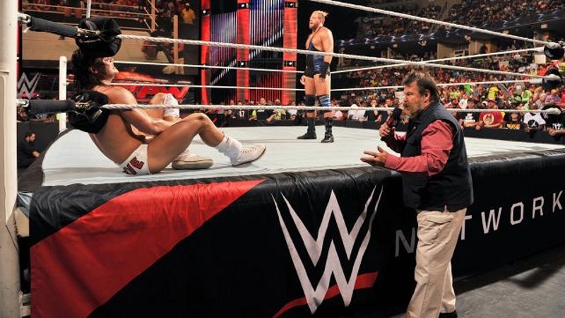 Raw: Μαγικά από Ambrose! (photos+videos)