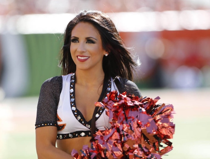 NFL: Παρών εκ νέου οι Cheerleaders (photos)