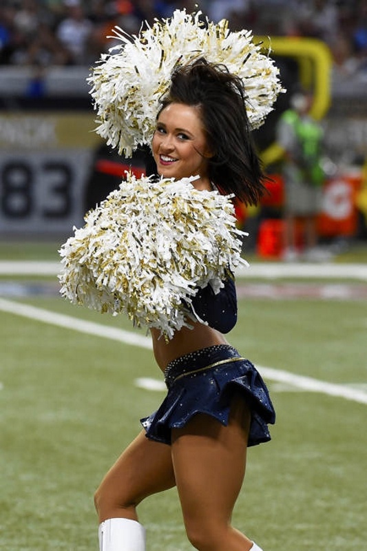 NFL: Παρών εκ νέου οι Cheerleaders (photos)