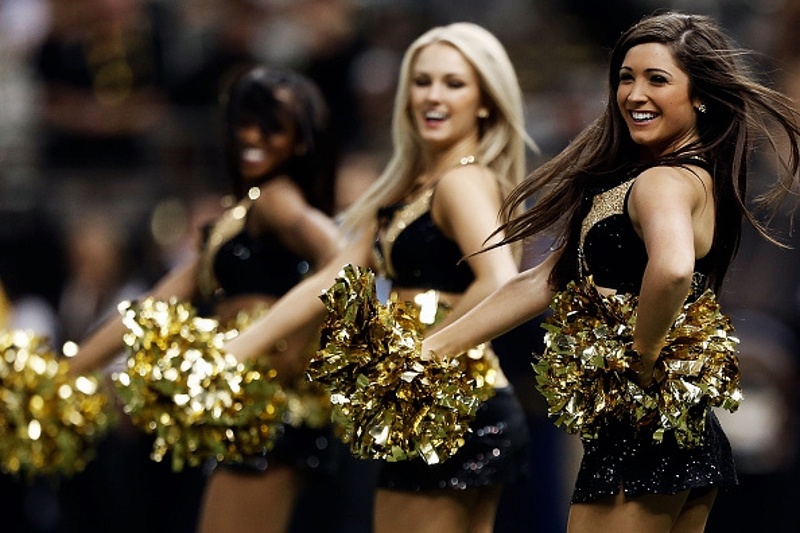 NFL: Παρών εκ νέου οι Cheerleaders (photos)