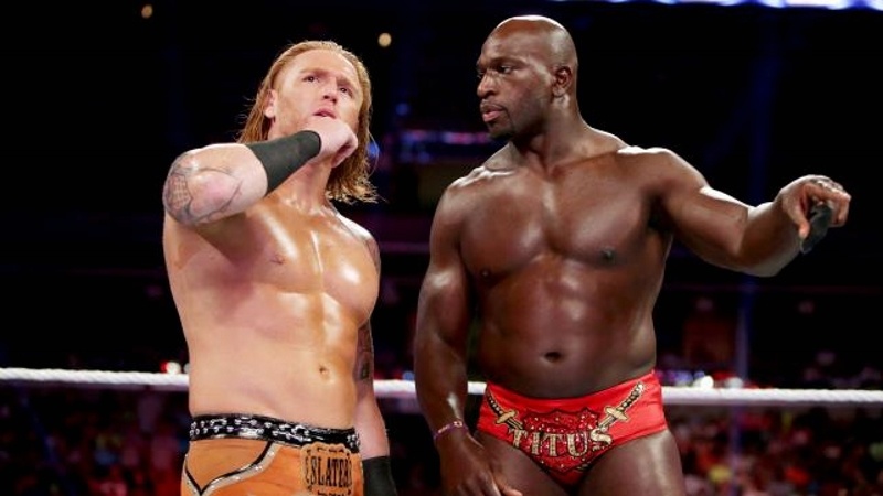 Raw: Μαγικά από Ambrose! (photos+videos)