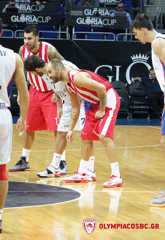 Ολυμπιακός: Κόντρα στον Περπέρογλου (photos)