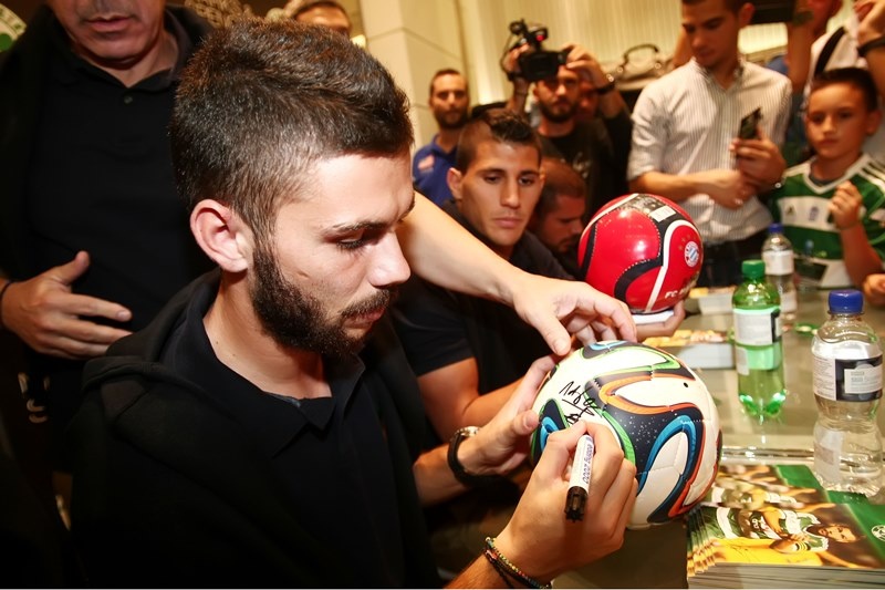 Παναθηναϊκός: Λατρεία για τους «πράσινους» (photos+video)