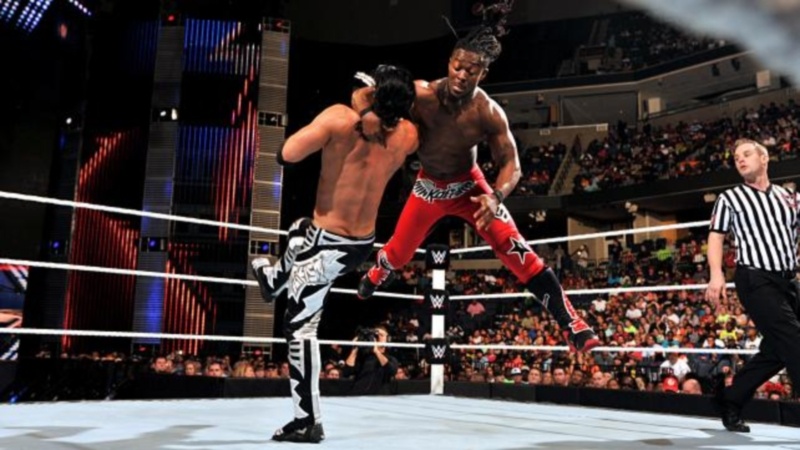 Superstars: Νίκη για Naomi και Kofi (videos)