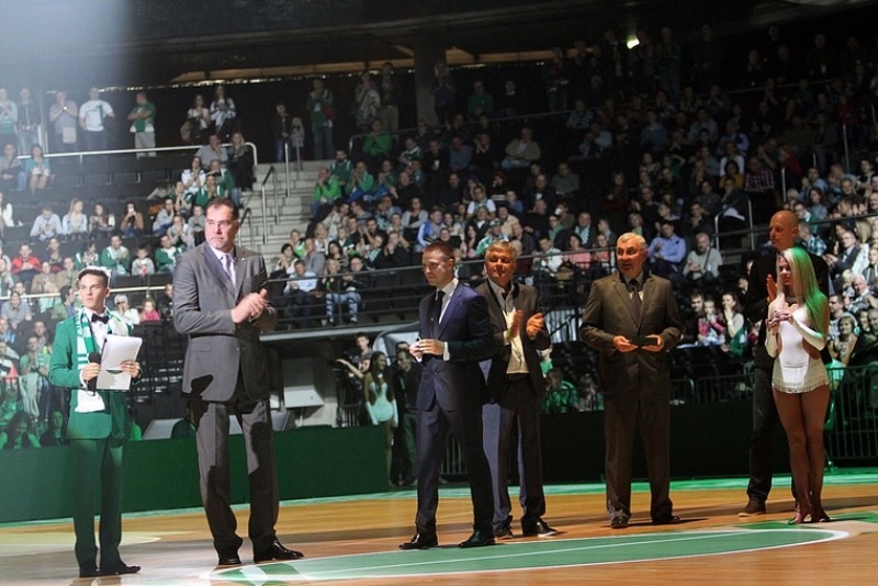 Ζαλγκίρις Κάουνας: Εντυπωσιακή τελετή για Σαμπόνις (videos+photos)