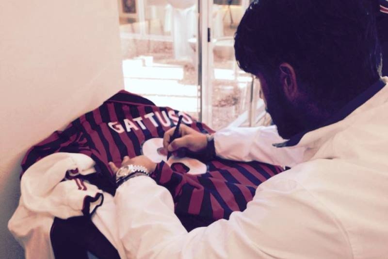 ΟΦΗ: Το Milan Club Salonicco βράβευσε Γκατούζο (photos)